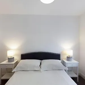 Hidden Gem Free Parking Wi -fi Courtyard Cheltenham